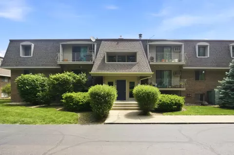 154 E Bailey Rd #D, Naperville, IL 60565