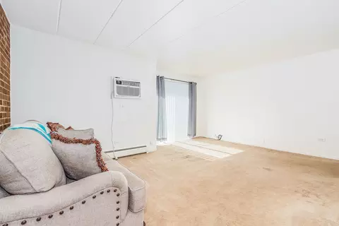 154 E Bailey Rd #D, Naperville, IL 60565 photo 5