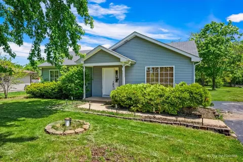 34 W724 Five Island Rd, Saint Charles, IL 60174