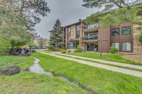 7505 175th St #122, Tinley Park, IL 60477