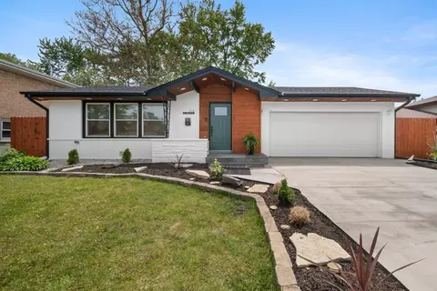 515 E 168th Pl, South Holland, IL 60473