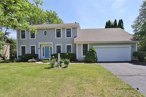 4002 Acacia Dr, Crystal Lake, IL 60012