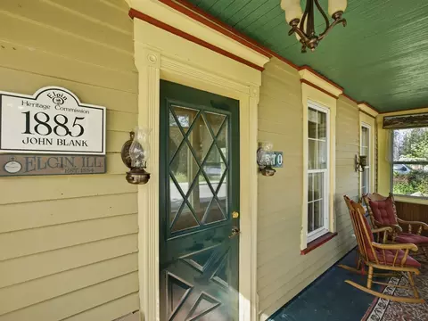 Exterior - 570 Addison St, Elgin, IL 60120 photo 3 of 12