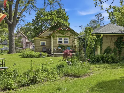 Exterior - 570 Addison St, Elgin, IL 60120 photo 7 of 12