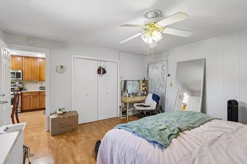 Bedroom - 1450 Jefferson Rd, Hoffman Estates, IL 60169 photo 2 of 5