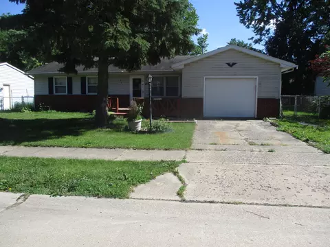 1911 Branch Rd, Champaign, IL 61821