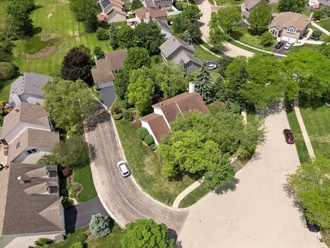 View/Area - 303 Balmoral Dr, Bartlett, IL 60103 photo 1 of 4