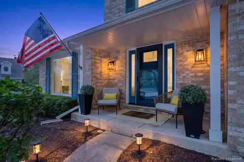 Exterior - 303 Balmoral Dr, Bartlett, IL 60103 photo 4 of 4