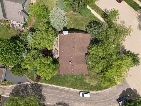 View/Area - 303 Balmoral Dr, Bartlett, IL 60103 photo 3 of 4