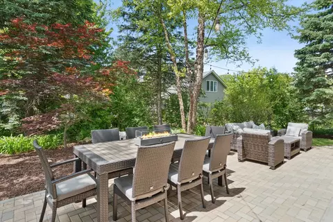 Exterior - 303 Balmoral Dr, Bartlett, IL 60103 photo 3 of 4