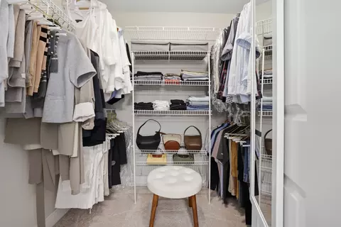 Other - 990 Sweetflower Dr, Hoffman Estates, IL 60169 photo 5 of 7