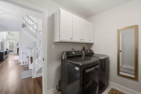 Other - 990 Sweetflower Dr, Hoffman Estates, IL 60169 photo 3 of 7