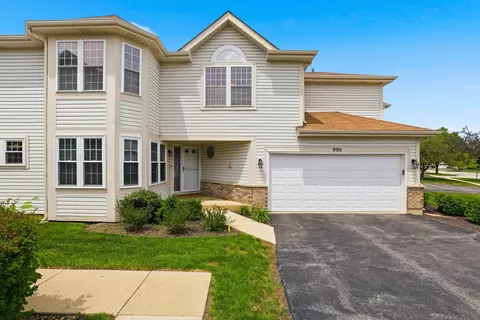 Exterior - 990 Sweetflower Dr, Hoffman Estates, IL 60169 photo 2 of 6