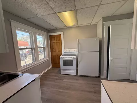 Kitchen - 4315 4th Ave, Moline, IL 61265 photo 1 of 2