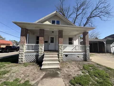 4315 4th Ave, Moline, IL 61265