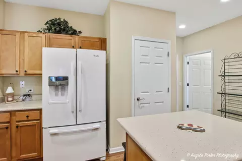 Kitchen - 1004 Monroe Ave, Mchenry, IL 60050 photo 5 of 5