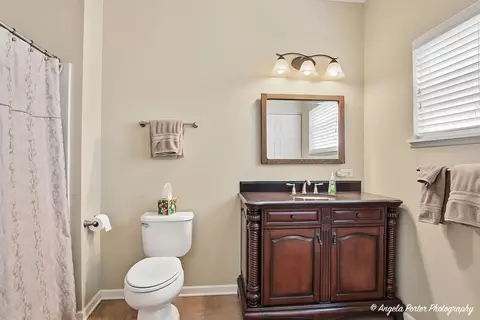 Bath - 1004 Monroe Ave, Mchenry, IL 60050 photo 3 of 3