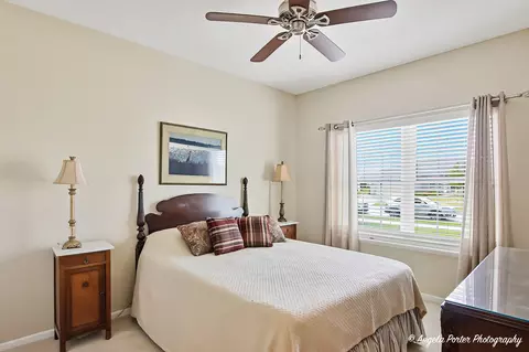 Bedroom - 1004 Monroe Ave, Mchenry, IL 60050 photo 3 of 4