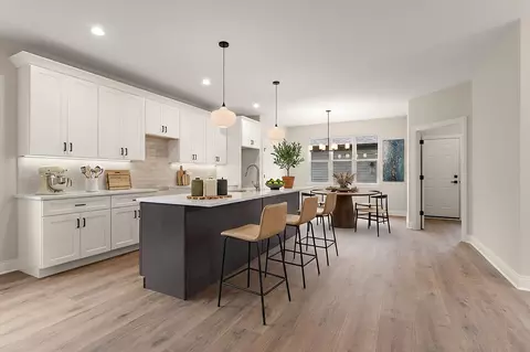Kitchen - 7630 W 66th St, Summit, IL 60501 photo 1 of 4