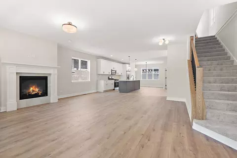 Living - 7630 W 66th St, Summit, IL 60501 photo 1 of 5