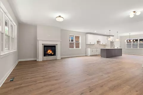 Living - 7630 W 66th St, Summit, IL 60501 photo 1 of 5