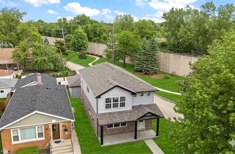 View/Area - 7630 W 66th St, Summit, IL 60501 photo 1 of 3