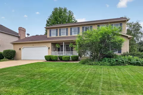 154 N Buckingham Dr, Sugar Grove, IL 60554