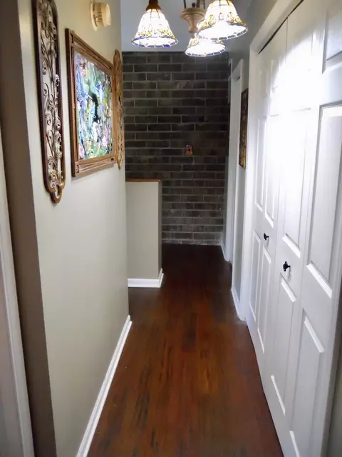 Entry Way - 108 Kenneth Cir, Elgin, IL 60120 photo 3 of 3