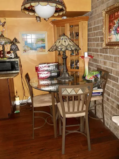 Dining - 108 Kenneth Cir, Elgin, IL 60120 photo 1 of 1
