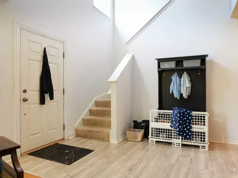 Entry Way - 309 Wabena Ct, Minooka, IL 60447 photo 1 of 2