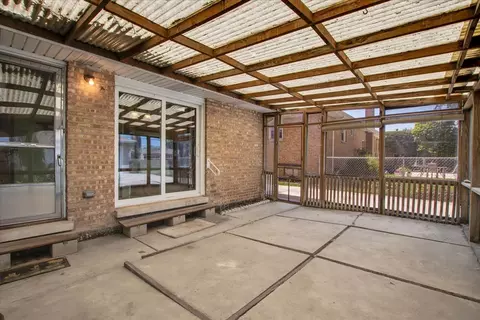 Exterior - 7924 74th Pl, Bridgeview, IL 60455 photo 1 of 5