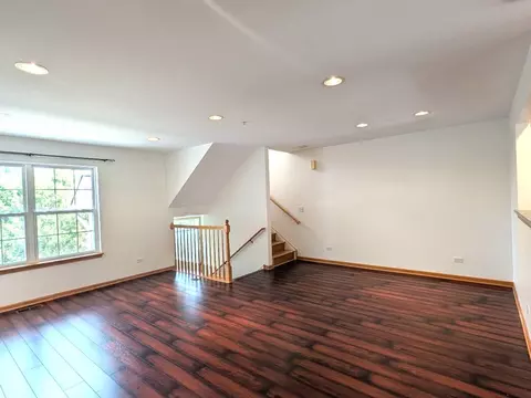 Living - 723 River Walk Dr #163, Wheeling, IL 60090 photo 2 of 6