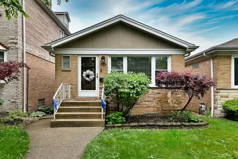 6524 N Oshkosh Ave, Chicago, IL 60631