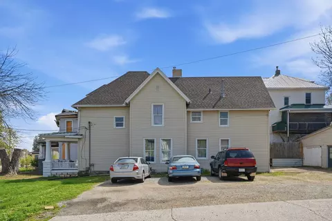 Exterior - 1324 7th Ave, Moline, IL 61265 photo 4 of 4
