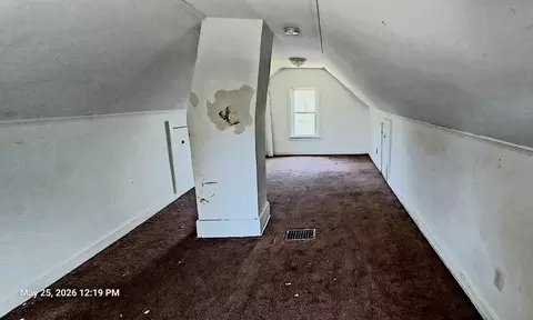 Entry Way - 223 N Sumner Ave, Aurora, IL 60505 photo 3 of 3
