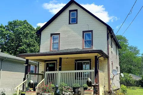 Exterior - 223 N Sumner Ave, Aurora, IL 60505 photo 6 of 9