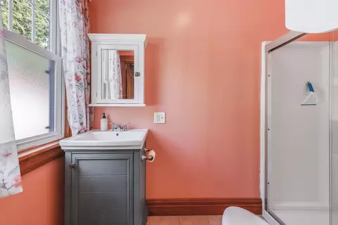 Bath - 704 North St, Mazon, IL 60444 photo 1 of 2