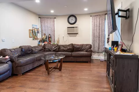 Living - 265 Slade Ave, Elgin, IL 60120 photo 1 of 1