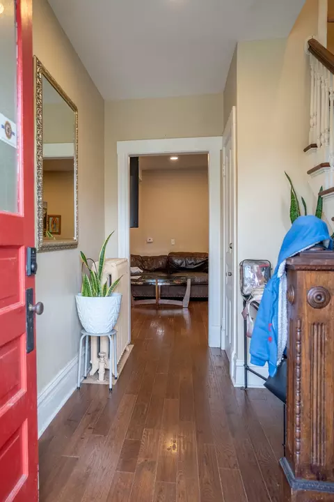 Entry Way - 265 Slade Ave, Elgin, IL 60120 photo 1 of 4