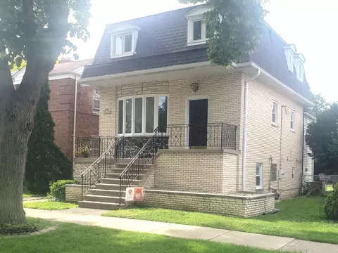 9117 Grant Ave, Brookfield, IL 60513