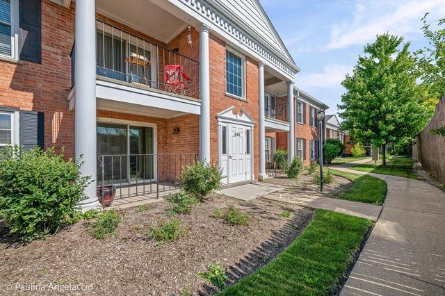 540 Shorely Dr #104, Barrington, IL 60010