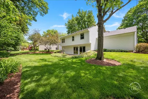 Exterior - 421 Kickapoo Ave, Batavia, IL 60510 photo 3 of 4
