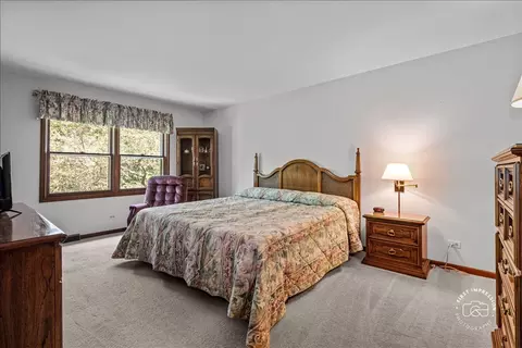 Bedroom - 421 Kickapoo Ave, Batavia, IL 60510 photo 1 of 4