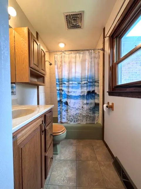 742 Shadwell St, Flora, IL 62839 photo 26
