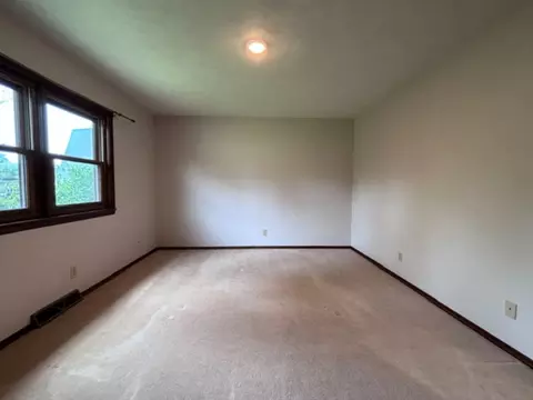 742 Shadwell St, Flora, IL 62839 photo 24