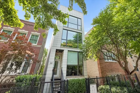 529 N Claremont Ave #3, Chicago, IL 60612