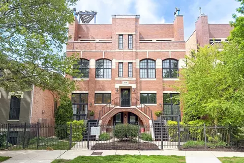 1718 W Superior St #1W, Chicago, IL 60622