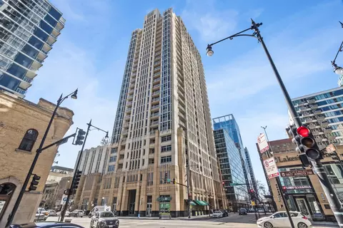 1400 S Michigan Ave #1703, Chicago, IL 60605