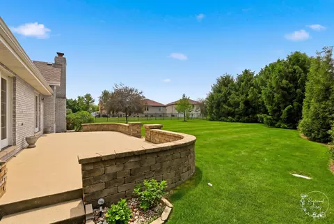 Exterior - 486 Maytree Ln, Peotone, IL 60468 photo 4 of 6