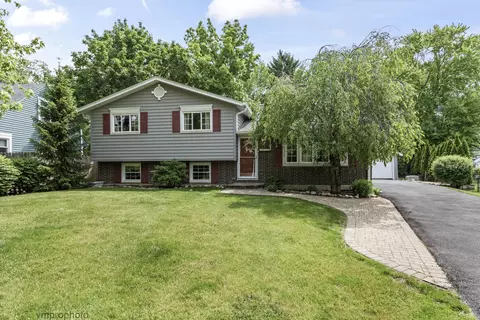 33338 N Sears Blvd, Grayslake, IL 60030